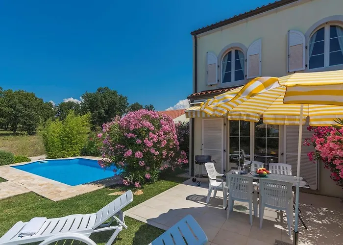 Bella Vista With Sea View Villa Poreč